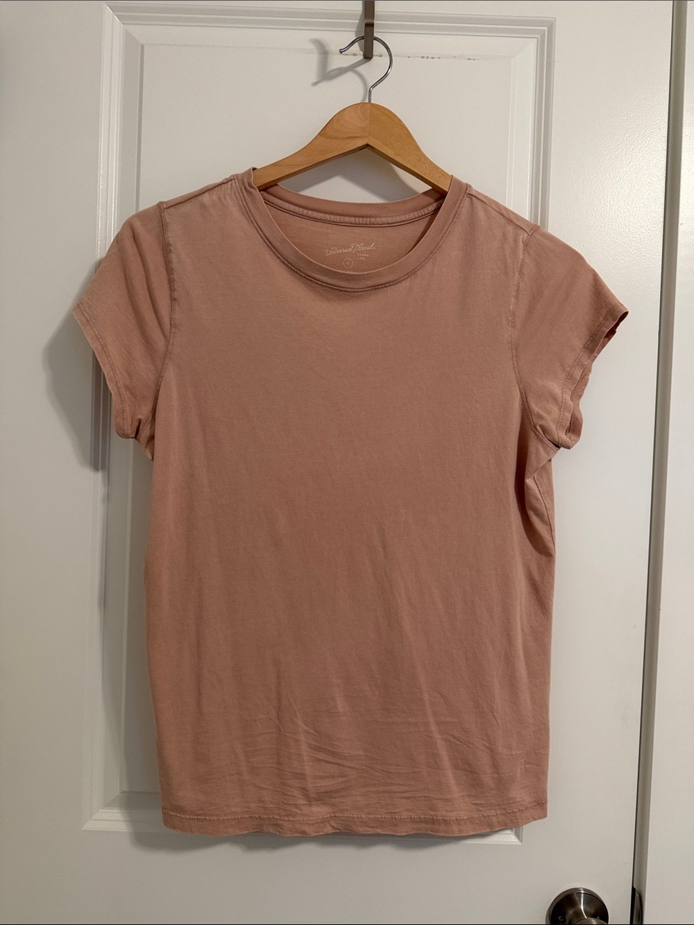 Universal Thread Short Sleeve Crewneck Tee in Dusty Rose